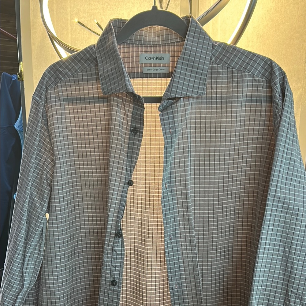 Calvin Klein Men's Greyish Checkered Shirt